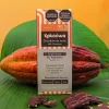 Barra de chocolate de leche Kakaówa al 50% cacao con trozos de maní, origen Huila.