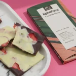 Chocolate, bombones, trufas, chocolatina, dulces, chocolate amargo, chocolate dietético, chocolate sin azúcar, chocolate artesanal, regalos neiva, detalles, regalos, obsequios, para regalar, para obsequiar, regalos con amor, regalos con dulces, regalos para hombre, regalos para novio, regalos para mujer, regalos para mamá, regalos para papá, regalos para niño, Chocolate a domicilio, regalos a domicilio, sorpresa, aniversario, amor y amistad, presente, regalos bonitos, regalos corporativos, regalos cumpleaños, regalos colombianos, regalos especiales, regalos en cajas, regalos fitness, gourmet, hecho a mano, cacao de origen, sabor regional, chocolates bogotá, regalos bogotá